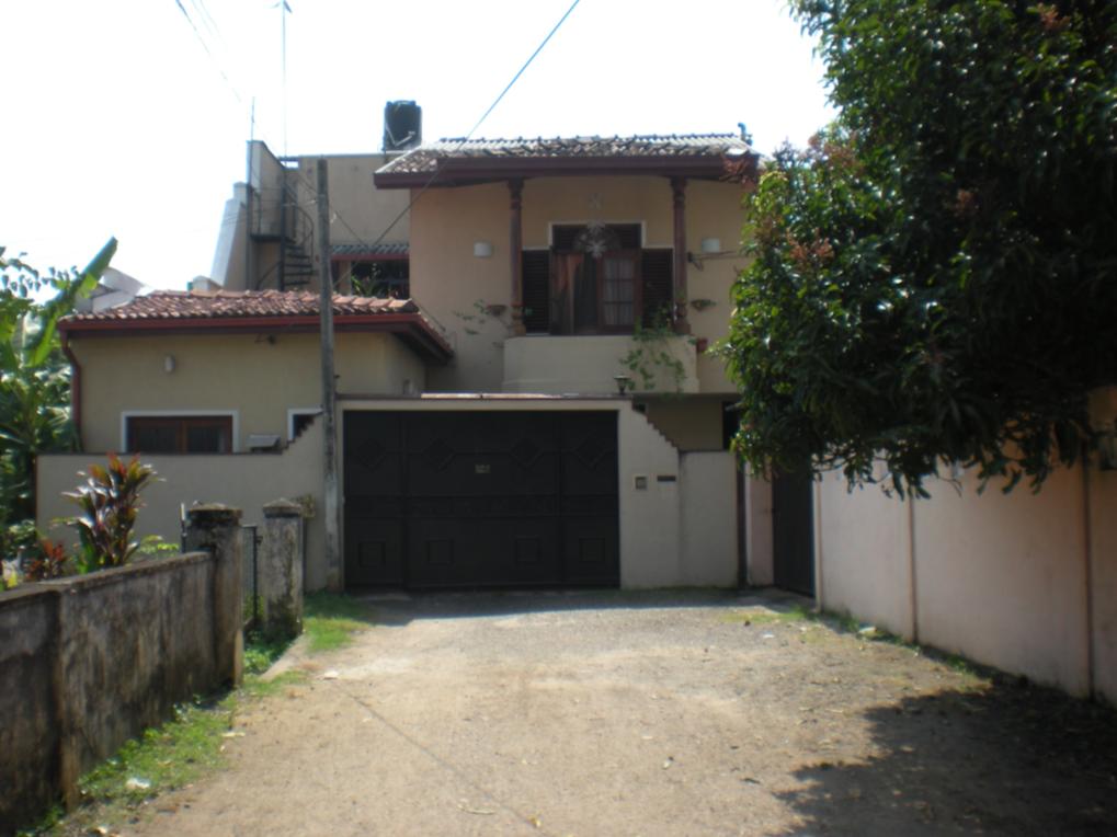 Dehiwala House for sale/rent