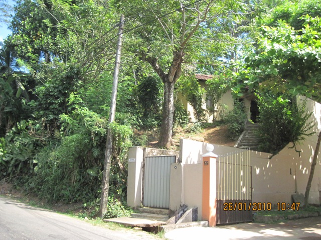 Galle Land with house for sale/rent