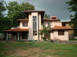 Battaramulla House for sale/rent