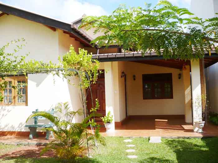 Gampaha House for sale