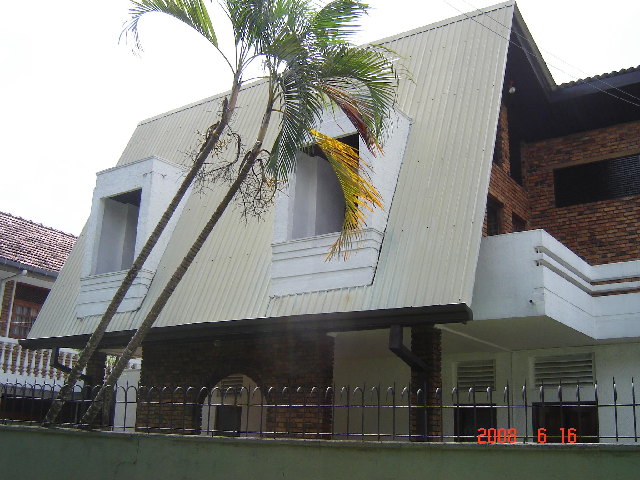 Nugegoda House for sale/rent