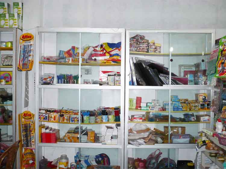Nittambuwa Commercial for sale