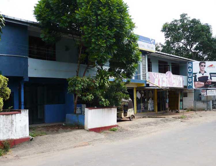 Weligama Commercial for sale/rent