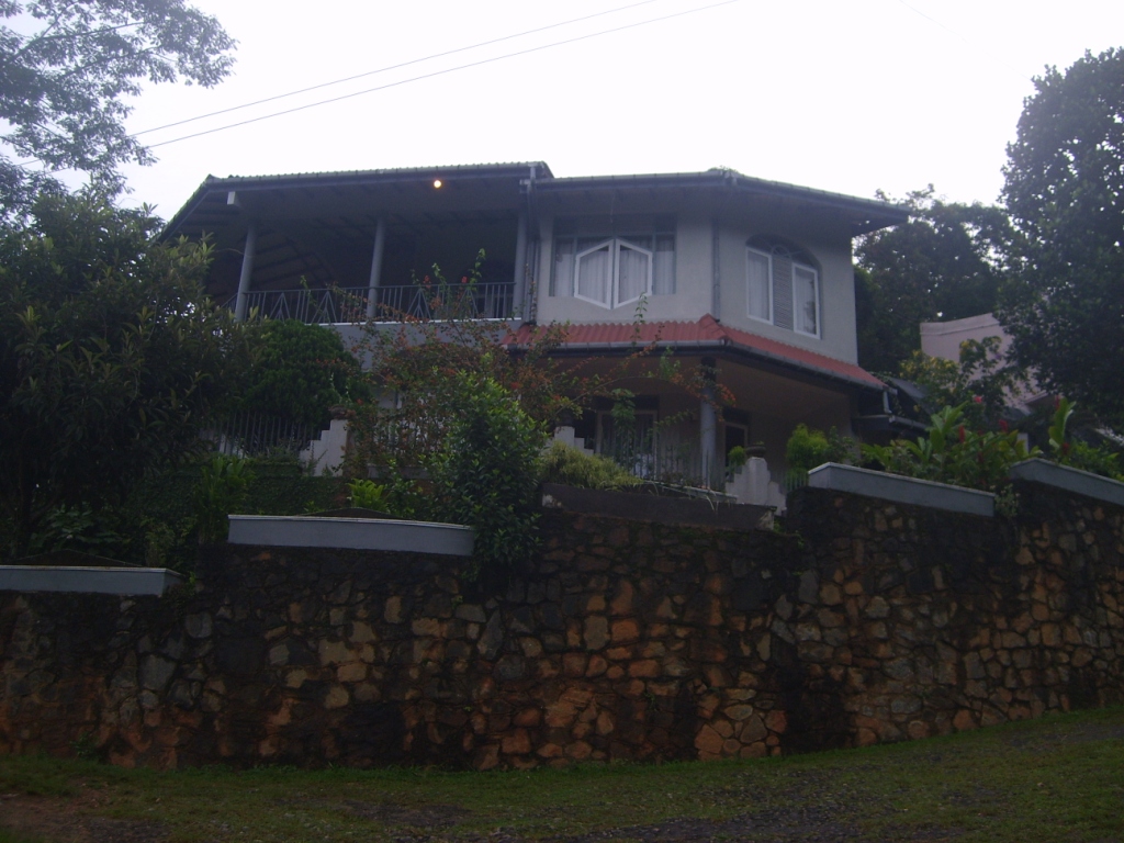 Heerassagala Bungalow for sale/rent