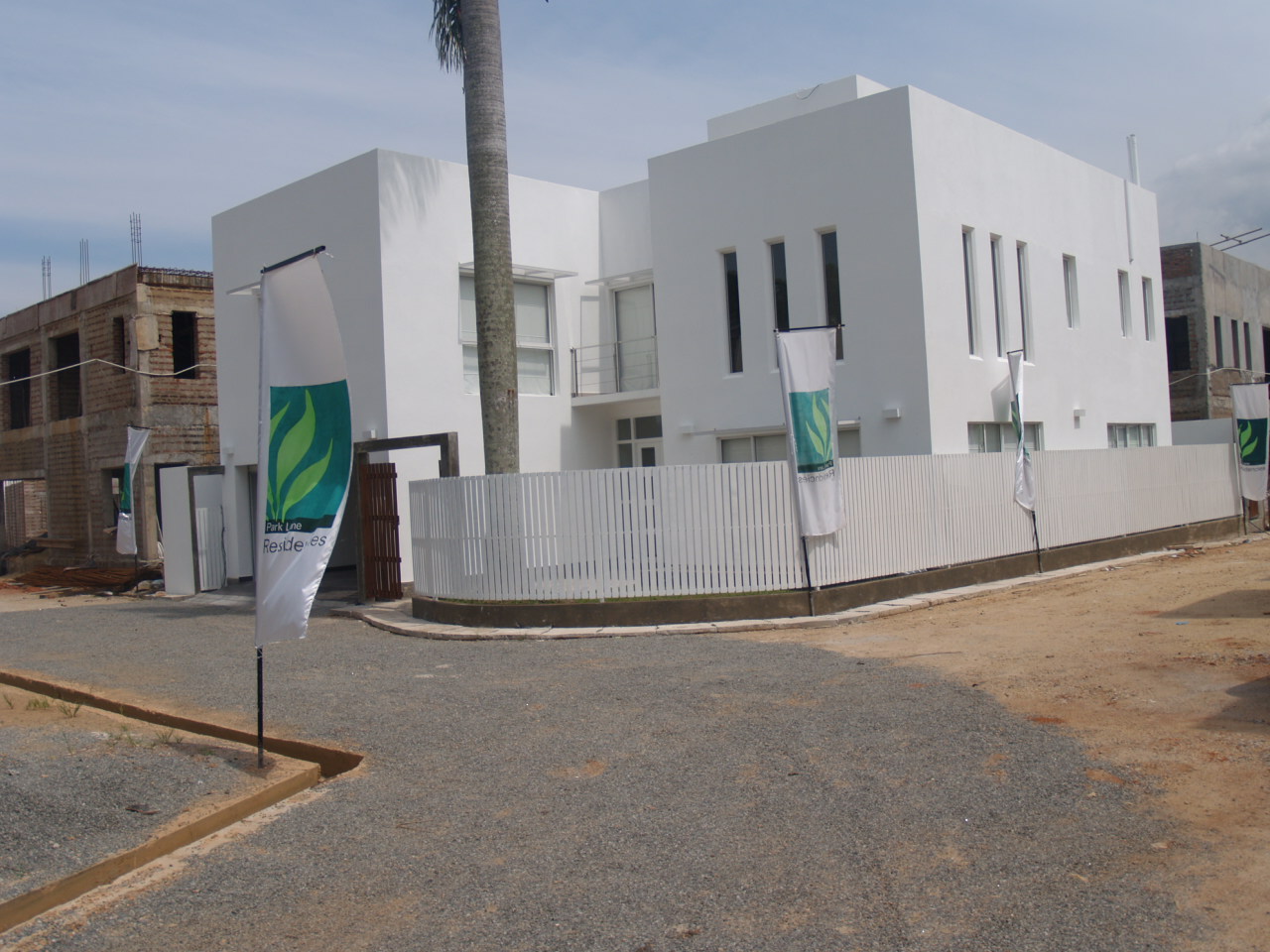 Mt Lavinia House for sale/rent