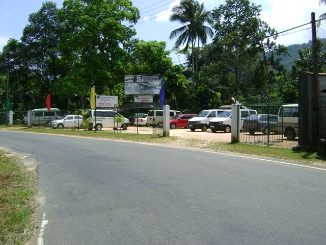 Kithulgala Land with house for sale/rent