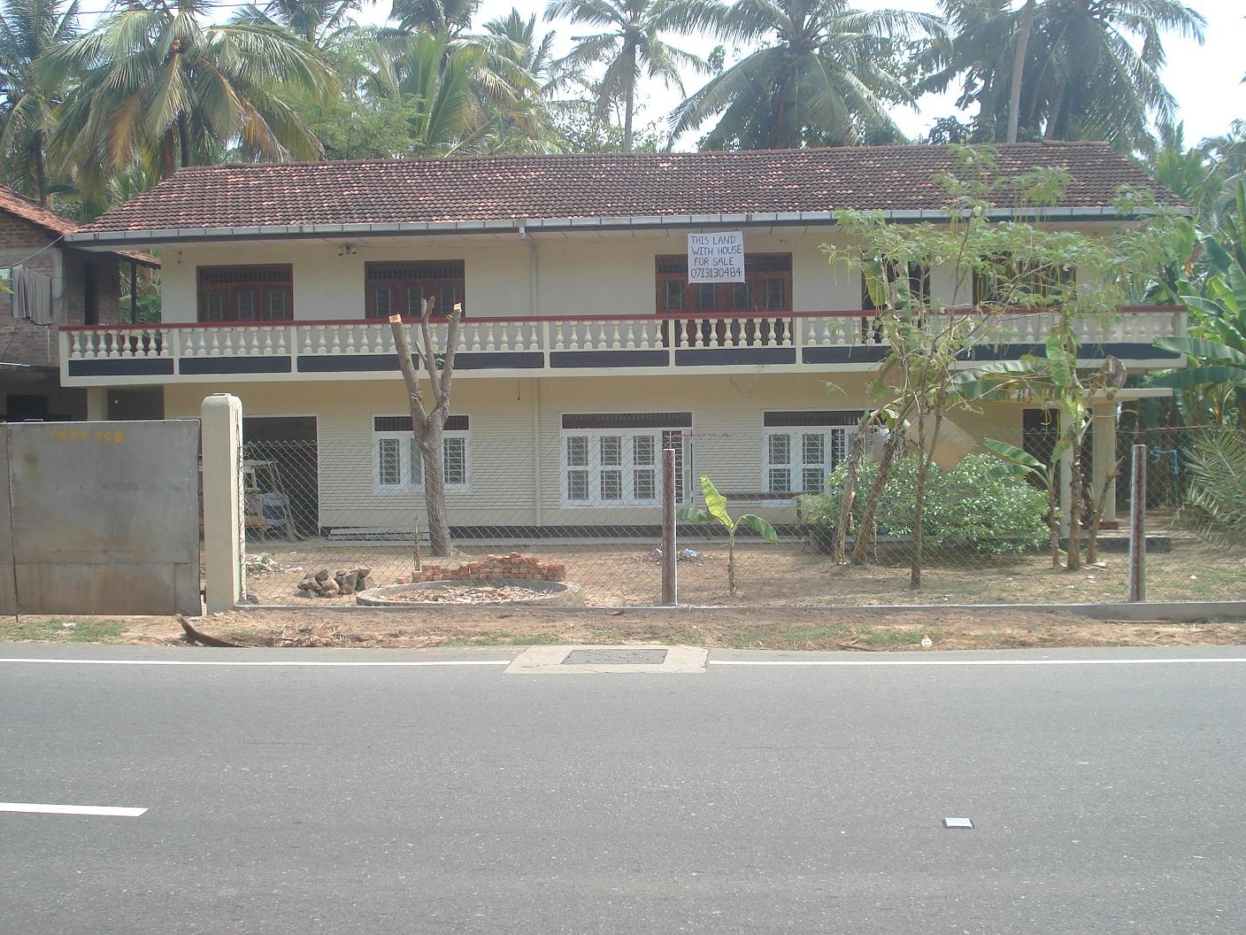Matara House for sale/rent