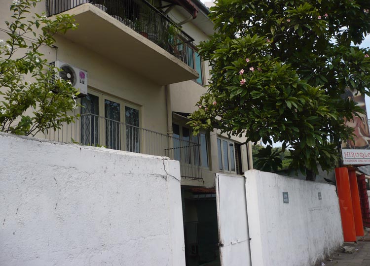 Colombo 1 Commercial for sale/rent