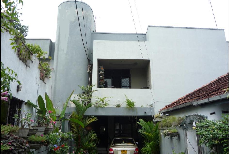 Nugegoda House for sale/rent