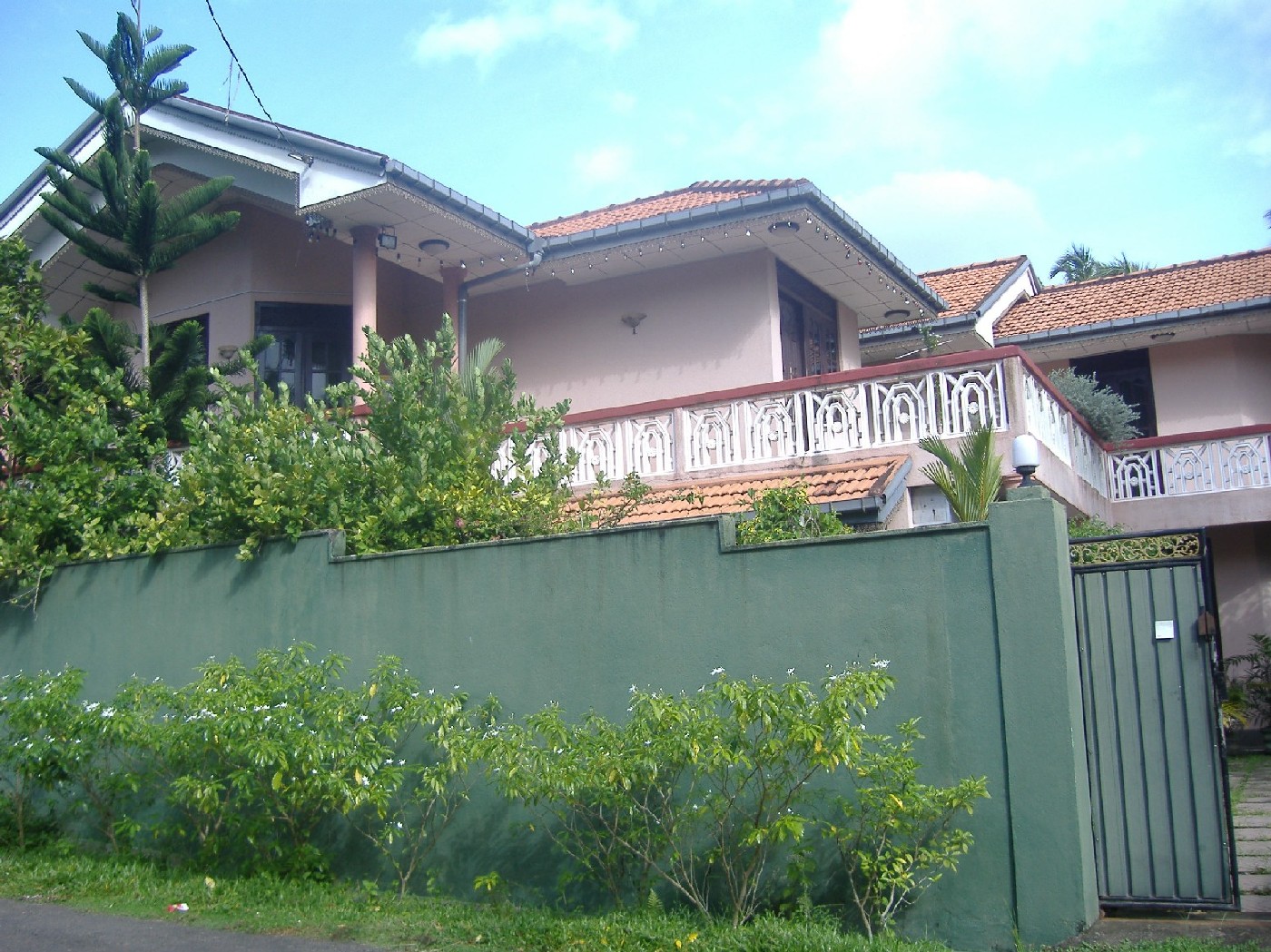 Matara House for sale/rent