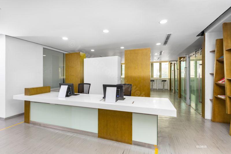 Commercial for rent in Colombo 4