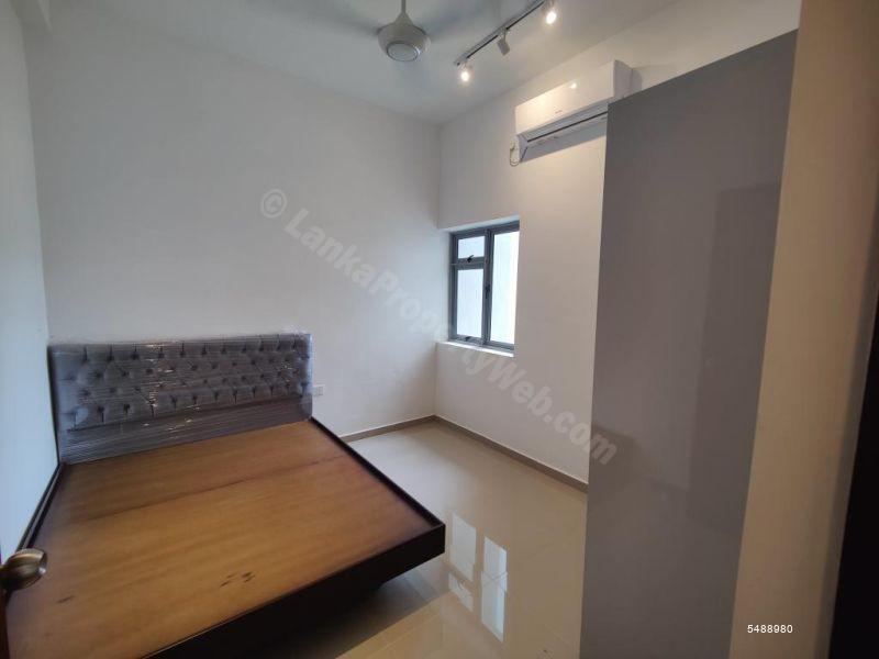 Apartment for Sale in Kahathuduwa Brand New Furnished 3 Bedroom Golf