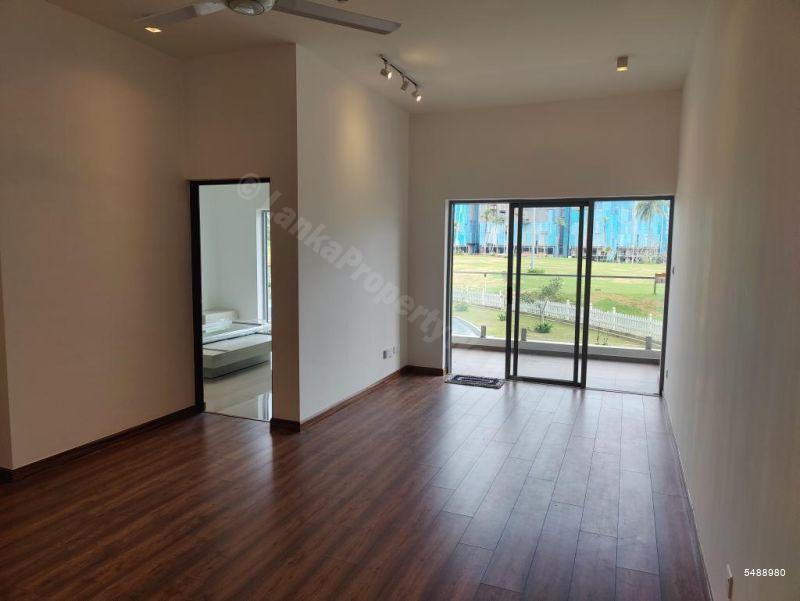 Apartment for Sale in Kahathuduwa Brand New Furnished 3 Bedroom Golf