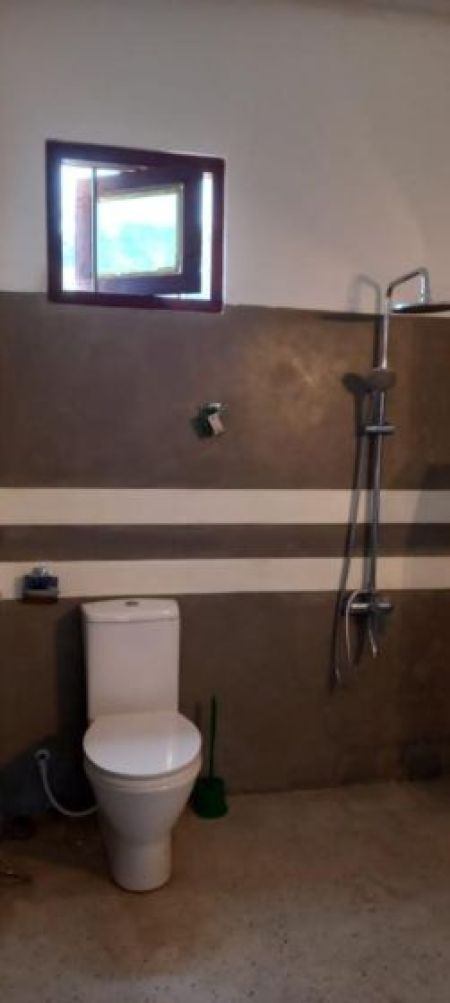 Bathroom - Brand New 5 Bedroom Tourist villa for rent in Habaraduwa for Rs. 375,000  (Per Month)