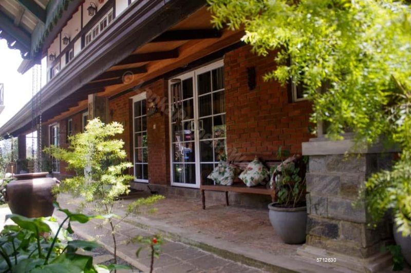 Bungalow for sale in Nuwara Eliya
