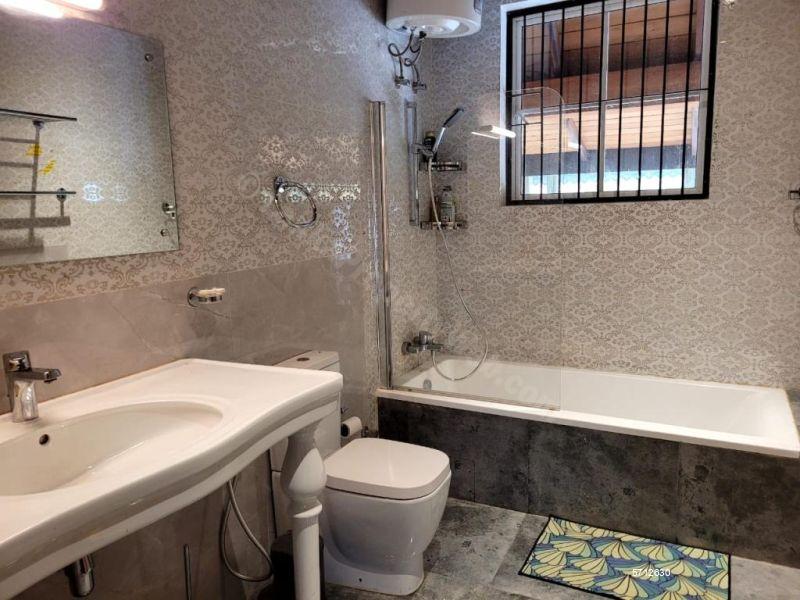Bungalow for sale in Nuwara Eliya
