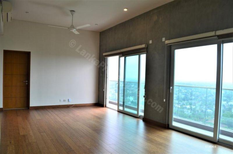 Apartment for rent in Rajagiriya