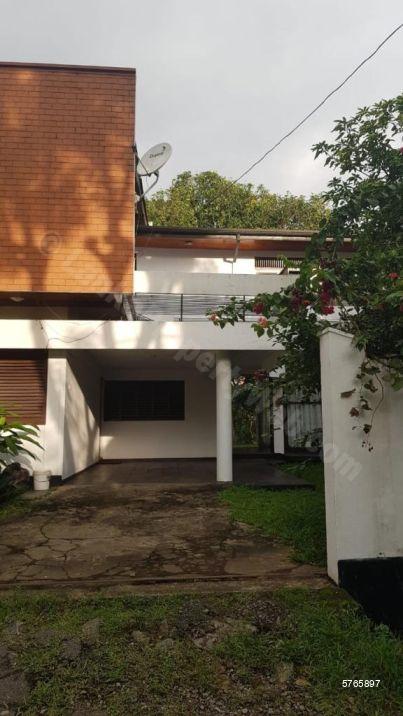 Exterior - House for sale in Nugegoda