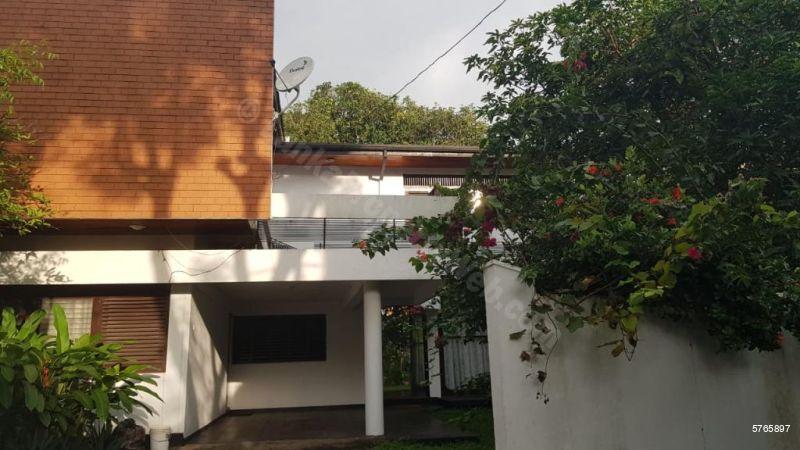 Exterior - House for sale in Nugegoda