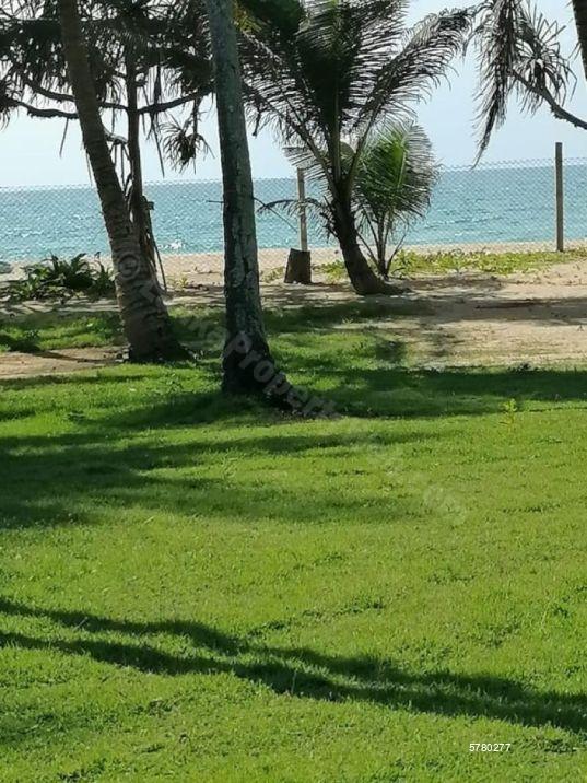 Beachfront land for sale in Galle