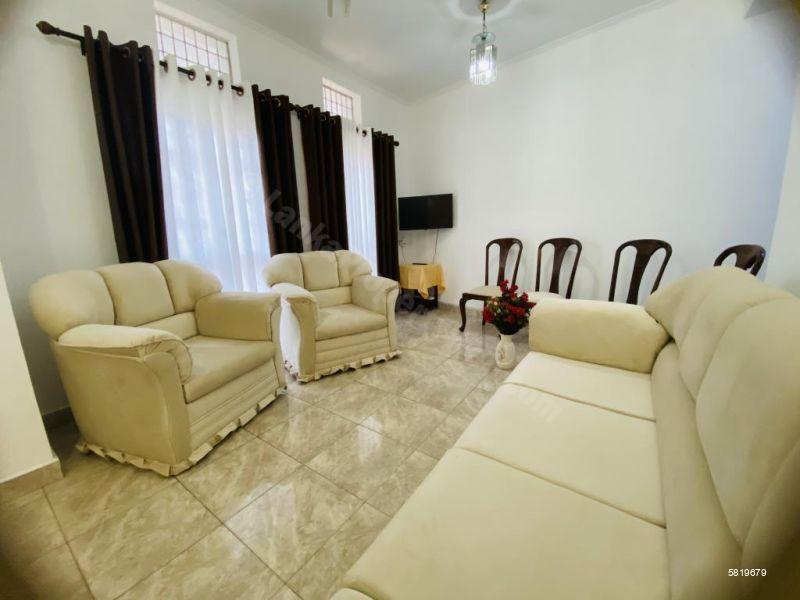 Living Room - House for rent in Wattala