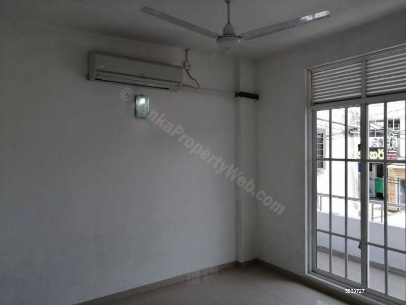 House for sale in Dehiwala