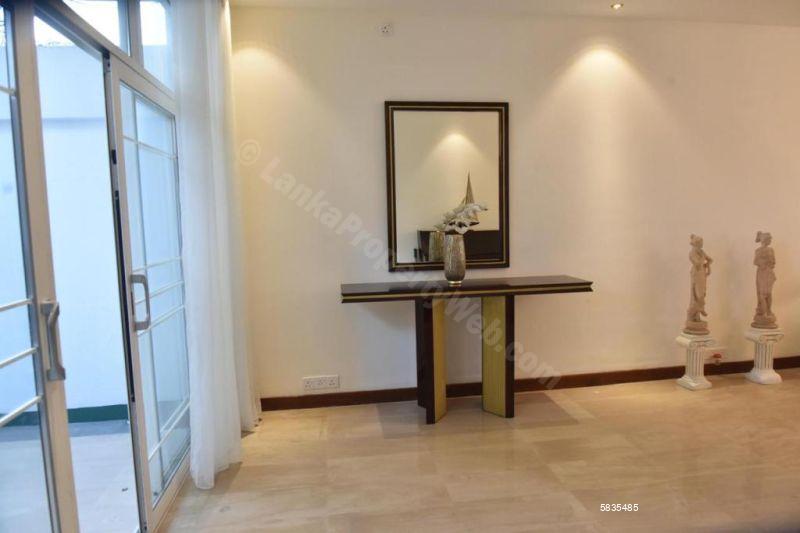 Villa for rent in Colombo 7