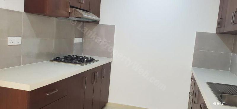 Kitchen - Apartment for sale in Battaramulla
