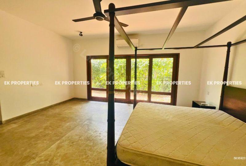 Bedroom - House for rent in Battaramulla
