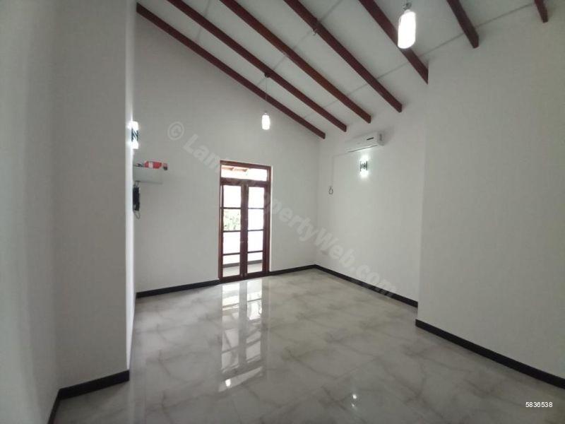 Bedroom - House for sale in Piliyandala