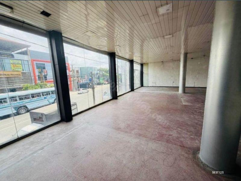 Commercial for rent in Mount Lavinia