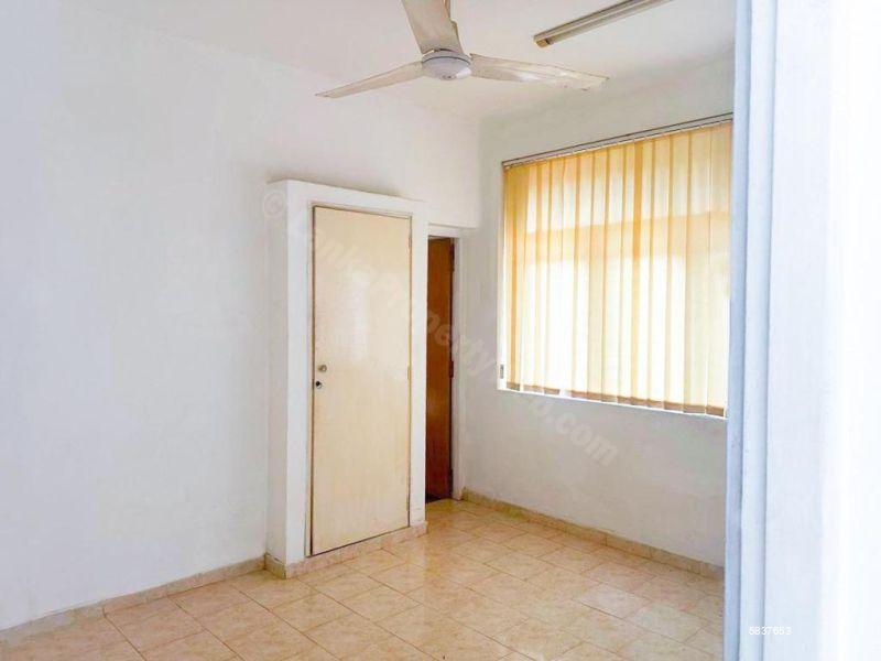 Commercial for rent in Colombo 7
