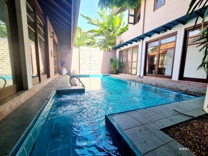 House for sale in Thalawathugoda