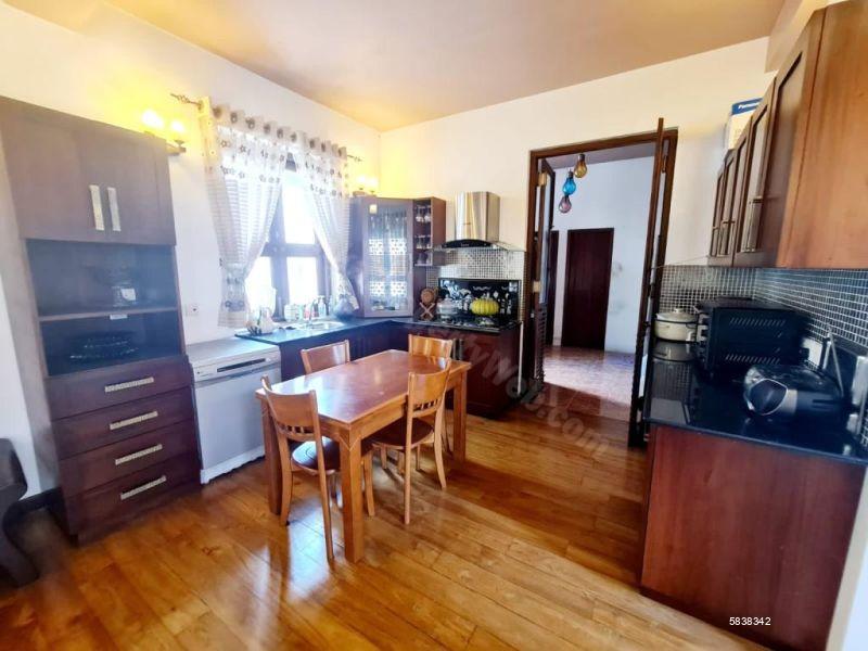 House for sale in Thalawathugoda