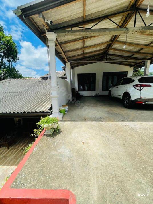 Commercial for sale in Kandy
