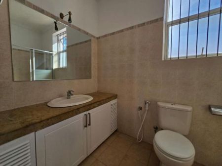 Bathroom - 05 Bedroom Unfurnished 03 Storied House for Rent in Colombo 07 (A5002)-RENTED