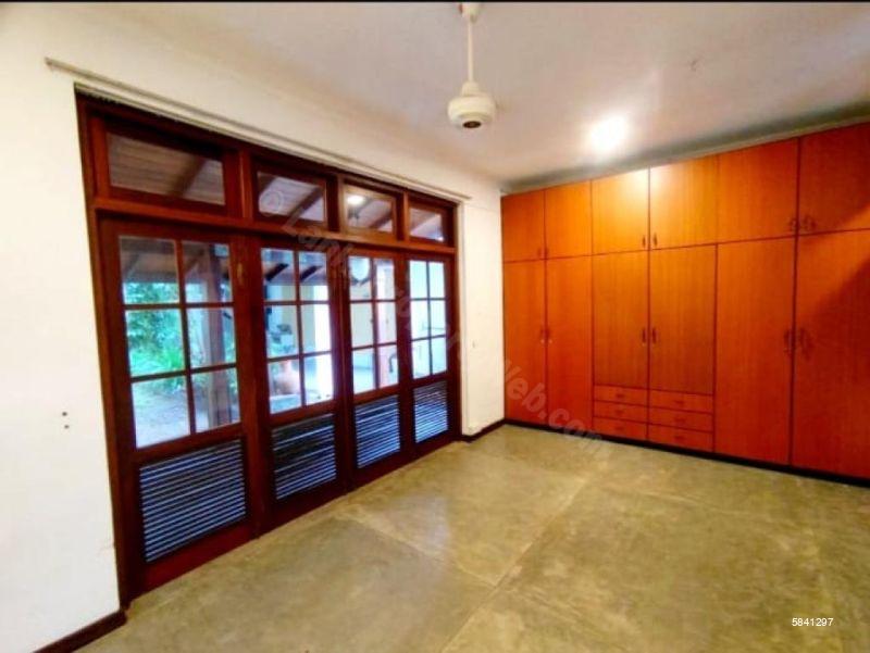 House for sale in Nugegoda