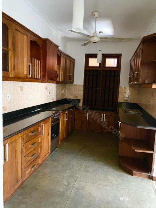 Kitchen - House for sale in Nugegoda
