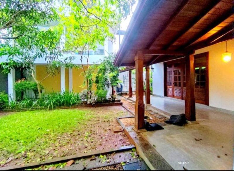 House for sale in Nugegoda