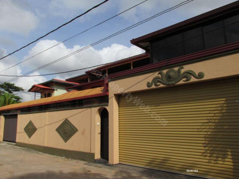 Exterior - House for sale in Delkanda