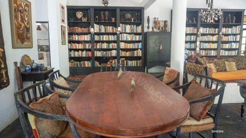 Villa for sale in Dikwella