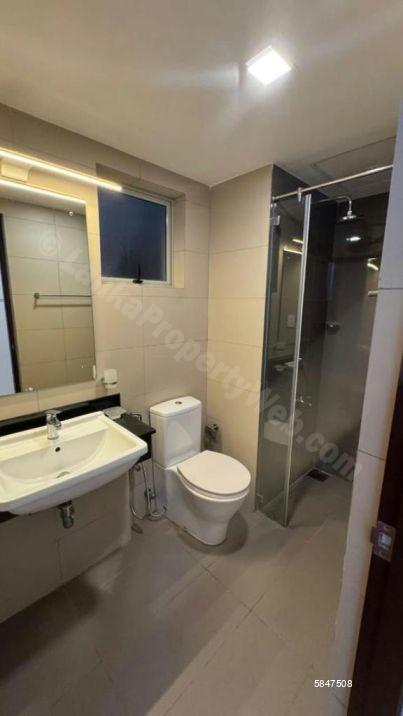 Bathroom - Apartment for sale in Nawala