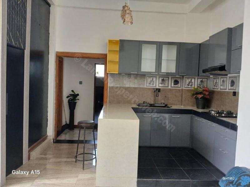 House for sale in Dehiwala