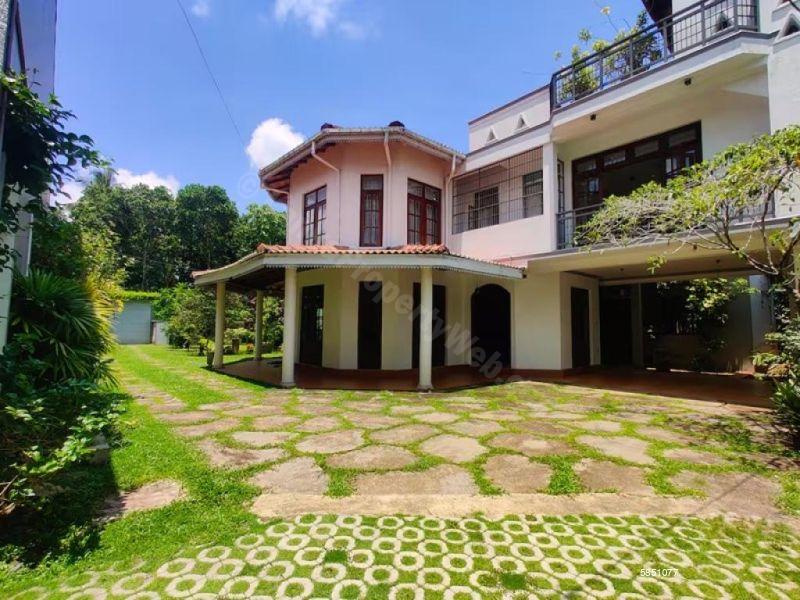 Exterior - House for rent in Boralesgamuwa