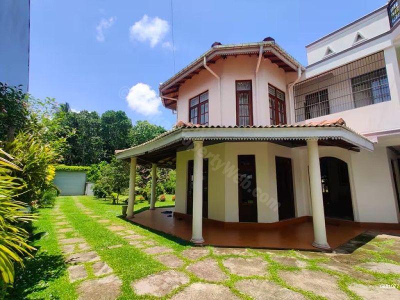 Exterior - House for rent in Boralesgamuwa