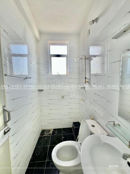 Bathroom - Apartment for sale in Colombo 4