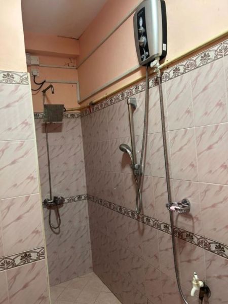 Bathroom - Mount Lavinia 03 Storied House on 05 Perches of Land for Sale