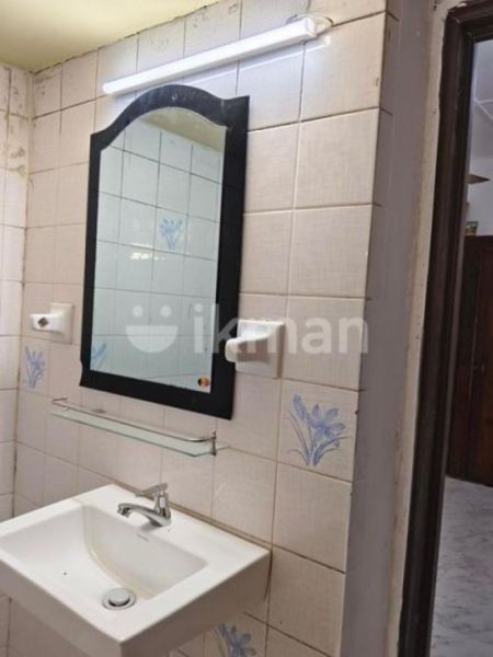 Bathroom - House For Rent Rajagiriya (file No 3048a)colombo 08