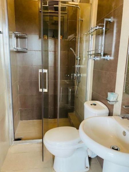 Bathroom - Heart Of Colombo High Residential Fully Furnished Apartment For Rent @ Layards Road
