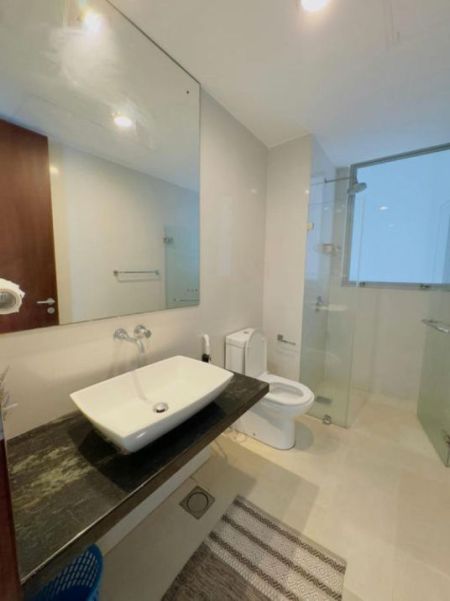 Bathroom - The Emperor - 03 Bedroom Furnished Apartment for Rent in Colombo 03 (A828)